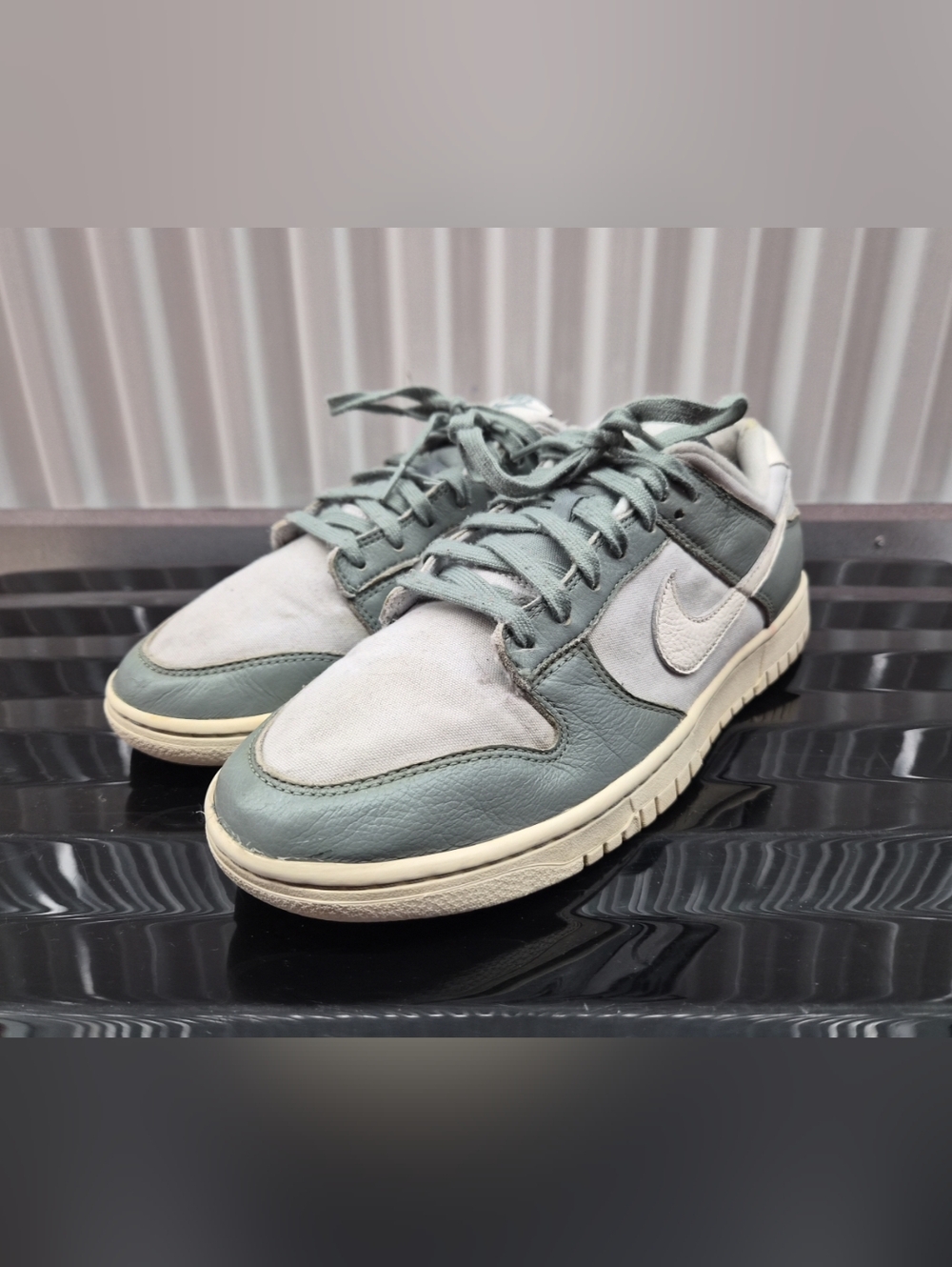 Men's Nike Dunk Low PRM "Mica Green/Gray/White" (DV7212-300) Sz. 11